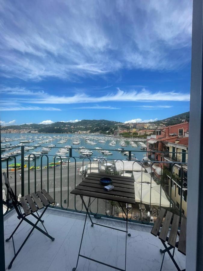 Suite Ventidue - Fronte Mare Lerici Exteriér fotografie